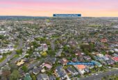 Brandnew freehold 3 beds + large study 2.5 baths home with garage, 0.3 km to Howick Intermediate, 0.6 km to Howick Primary School, 1.5 km to Pakuranga College, Lot 1, 8 Bradbury Road, Highland Park, Auckland