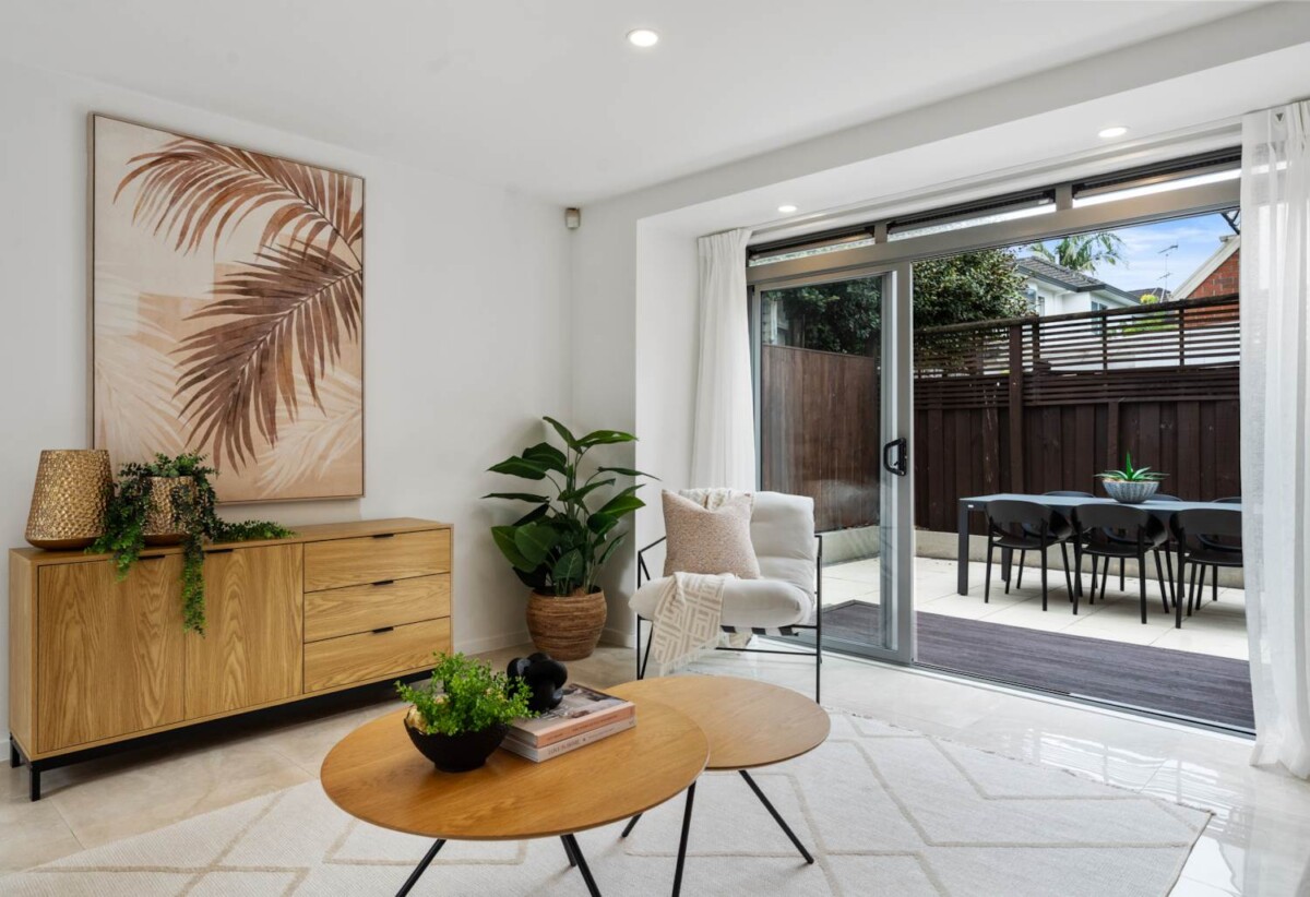 Auckland Grammar and Epsom Girls’ Grammar School zone, 5 beds 3.5 baths home with double garage, 0.3 km to Epsom Girls’ Grammar School, 1.1 km to Auckland Grammar, 22F Owens Road, Epsom, Auckland