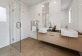 Auckland Grammar and Epsom Girls’ Grammar School zone, 5 beds 3.5 baths home with double garage, 0.3 km to Epsom Girls’ Grammar School, 1.1 km to Auckland Grammar, 22F Owens Road, Epsom, Auckland