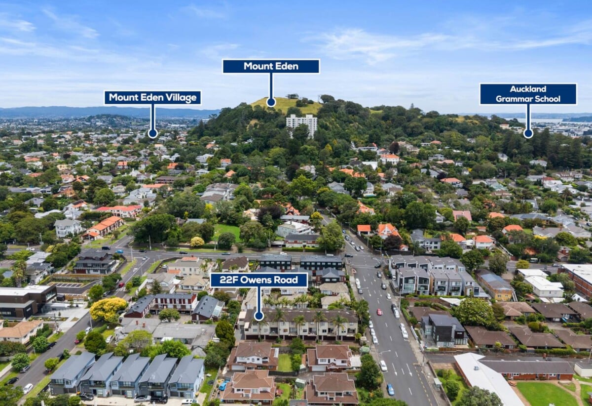 Auckland Grammar and Epsom Girls’ Grammar School zone, 5 beds 3.5 baths home with double garage, 0.3 km to Epsom Girls’ Grammar School, 1.1 km to Auckland Grammar, 22F Owens Road, Epsom, Auckland