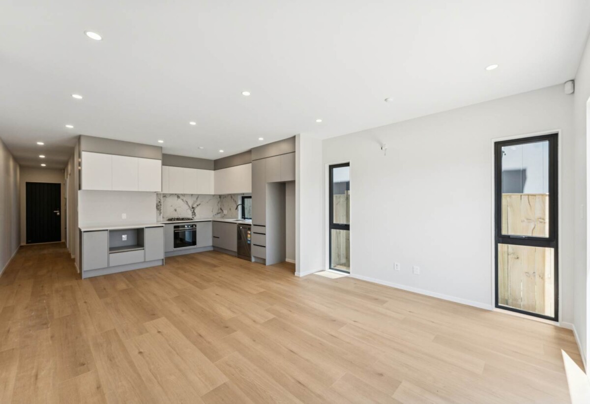 10-Year Master Build Guarantee , Brandnew 4 beds 2.5 baths home with 2 car parks, 0.6 km to Ngakoroa School, 2.9 km to Rosehill College, 20 Waimarie Drive, Karaka, Auckland