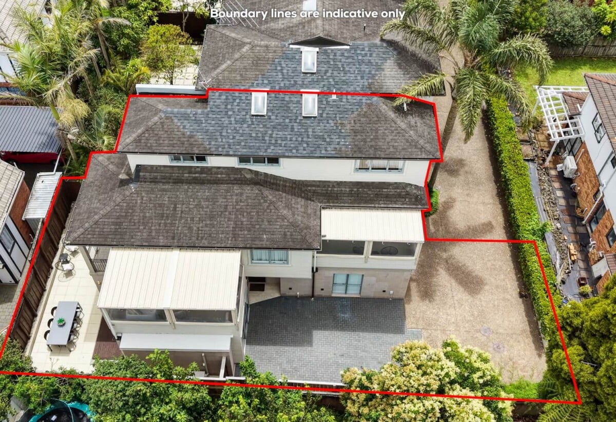 Auckland Grammar and Epsom Girls’ Grammar School zone, 5 beds 3.5 baths home with double garage, 0.3 km to Epsom Girls’ Grammar School, 1.1 km to Auckland Grammar, 22F Owens Road, Epsom, Auckland