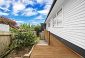 4 beds 2 baths house on 489m2 section, with 1 bed 1 baths granny and 2 flexi rooms, 0.4 km to Elm Park School, 0.8 km to Riverhills School, 1.5 km to Pakuranga Intermediate, 2 La Trobe Street, Pakuranga Heights, Auckland