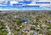 4 beds 2 baths house on 489m2 section, with 1 bed 1 baths granny and 2 flexi rooms, 0.4 km to Elm Park School, 0.8 km to Riverhills School, 1.5 km to Pakuranga Intermediate, 2 La Trobe Street, Pakuranga Heights, Auckland