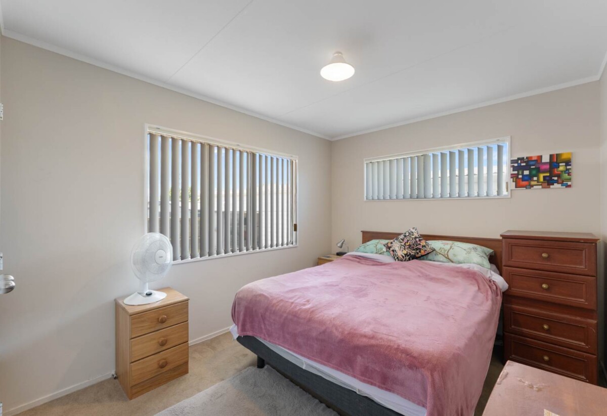 Motivated owners downsizing, 3 beds 2 baths house on 577m2 section, with huge storage/rumpus area, 0.2 km to Bruce McLaren Intermediate School, 0.8 km to Henderson South School, 1.4 km to Henderson High School, 17 Hindmarsh Street, Henderson, Auckland