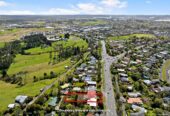 5 beds 2 baths house on 1002m2 section, with 1 bed and rumpus room granny downstairs, Business – Local Centre Zone, 0.9 km to Massey Primary School, 1.1 km to Massey High School, 120, 434 Don Buck Road, Massey, Auckland