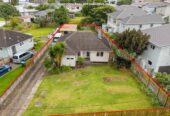 Overseas vendor, 3 beds house on 688m2 section, Just one street from the Tamaki waterfront, Currently tenanted, 0.5 km to Panama Road School, Close to Sylvia Park Shopping Centre, 261 Panama Road, Mt Wellington, Auckland