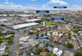 Renovated 3 beds 1 bath house with garage on 502m2 section, Minutes from Lunn Avenue amenities, Ellerslie Village, and Sylvia Park shopping, 0.7 km to Stanhope Road School, 428 Ellerslie Panmure Highway, Mt Wellington, Auckland