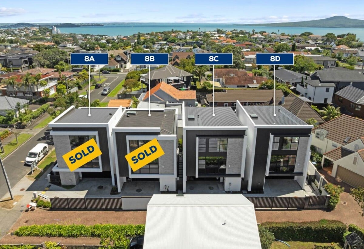 Built-in lift, Brandnew 4 beds 3 baths house with double garage, with the beach, village and coastal walks an easy stroll away, 0.6 km to St Ignatius School (St Heliers), 1.4 km to Kohimarama School, 8D Sayegh Street, St Heliers, Auckland