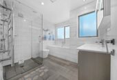 266m2 3 beds 2.5 baths house with double garage on 656m2 section, walks to Howick New World, 0.7 km to Howick College, 0.8 km to Owairoa School, 1.3 km to Howick Intermediate, 169 Cook street, Howick, Auckland