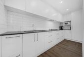 2 kitchens, 4 beds 2.5 baths house on 510m2 section, 0.8 km to Tuakau School, 1.4 km to Tuakau College, 48 Rapana Drive, Tuakau