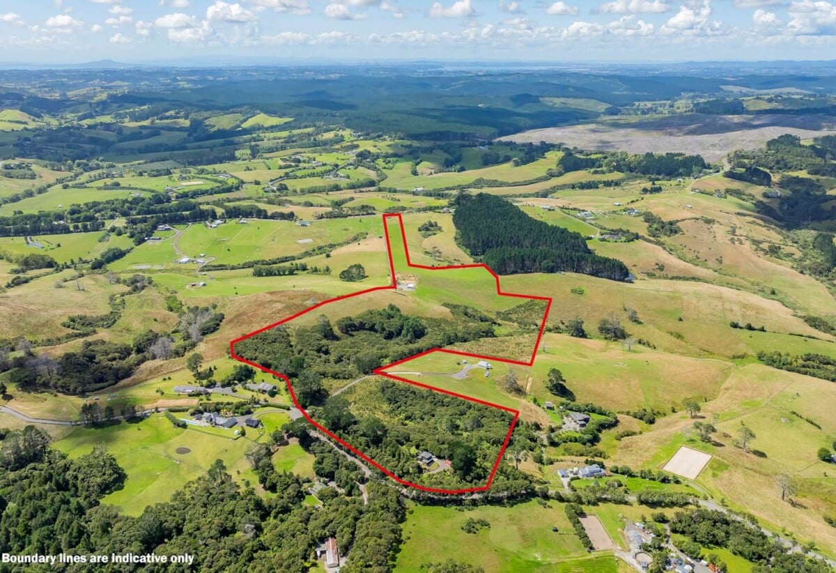 Rural Production Zone, 16.58ha of Rural Land with RC and BC for 6 beds 3 baths houses ( 4 beds 2 baths main house and 2 beds 1 bath Minor Dwelling), 2.8 km to Waitoki School, 90 Valley Road, Waitoki, Auckland