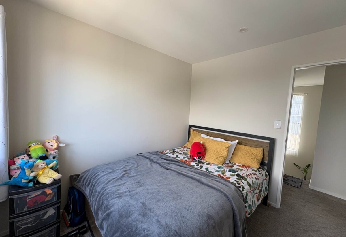 For rent,near-new 4 beds 2 baths house with garage, available 28th February, 29A Rotoiti Avenue, Pakuranga Heights, Auckland