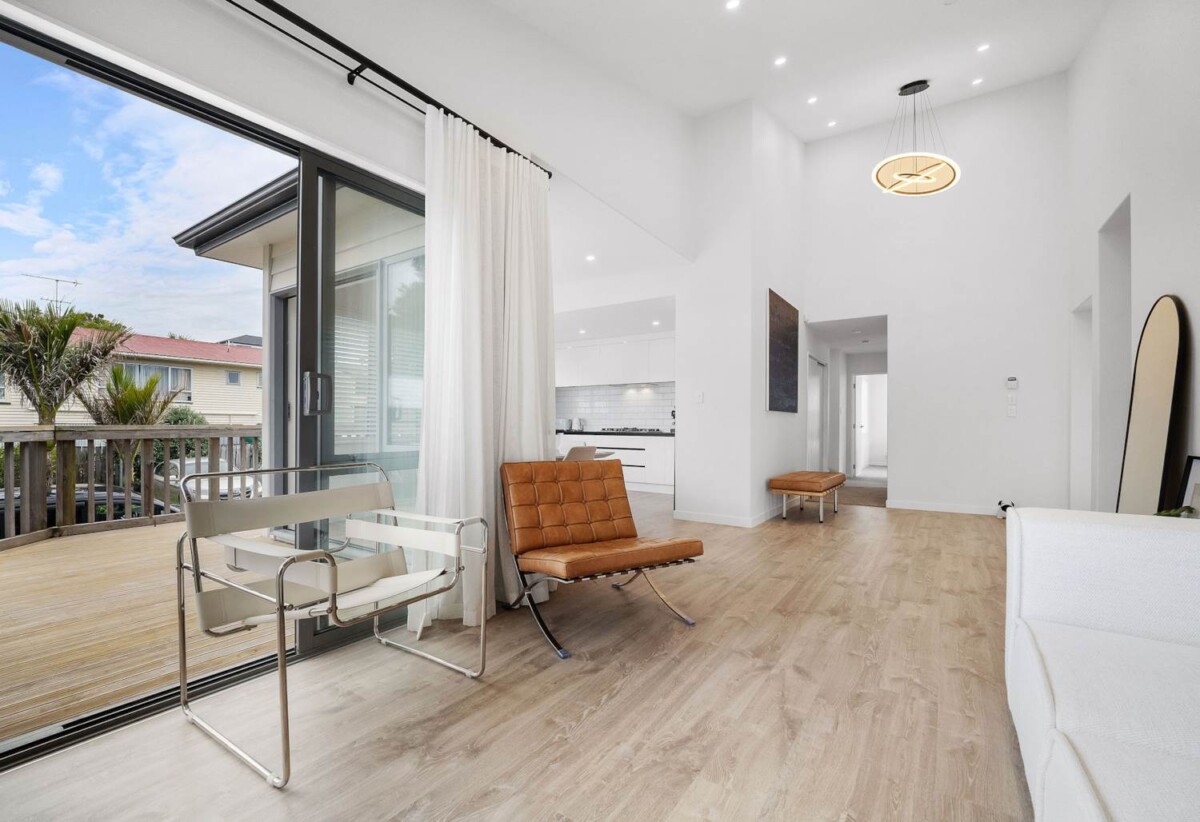 Rangi Zone, 3 beds + big study room 2 baths house on 341m2 section, 0.9 km to Pinehill School (Browns Bay), 1.3 km to Rangitoto College and Northcross Intermediate, 1A Greville Road, Pinehill, Auckland