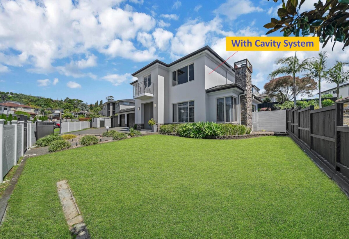 6 beds 3 baths house on 806m2 section, Botany Town Centre is just minutes away, 1 km to Botany Downs Secondary College, 1.7 km to Point View School, 19 Skye Road, East Tamaki Heights, Auckland