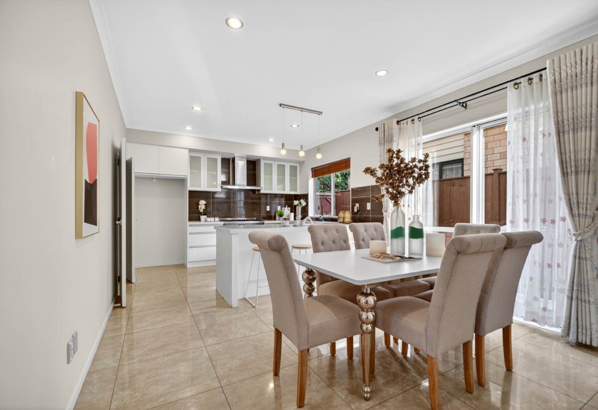 5 beds 3.5 baths house with double garage on 300m2 section, walks to Ormiston Town Centre, 0.4 km to Ormiston Senior College, 0.5 km to Ormiston Junior College and Ormiston Primary School, 10 Shandon Street, Flat Bush, Auckland