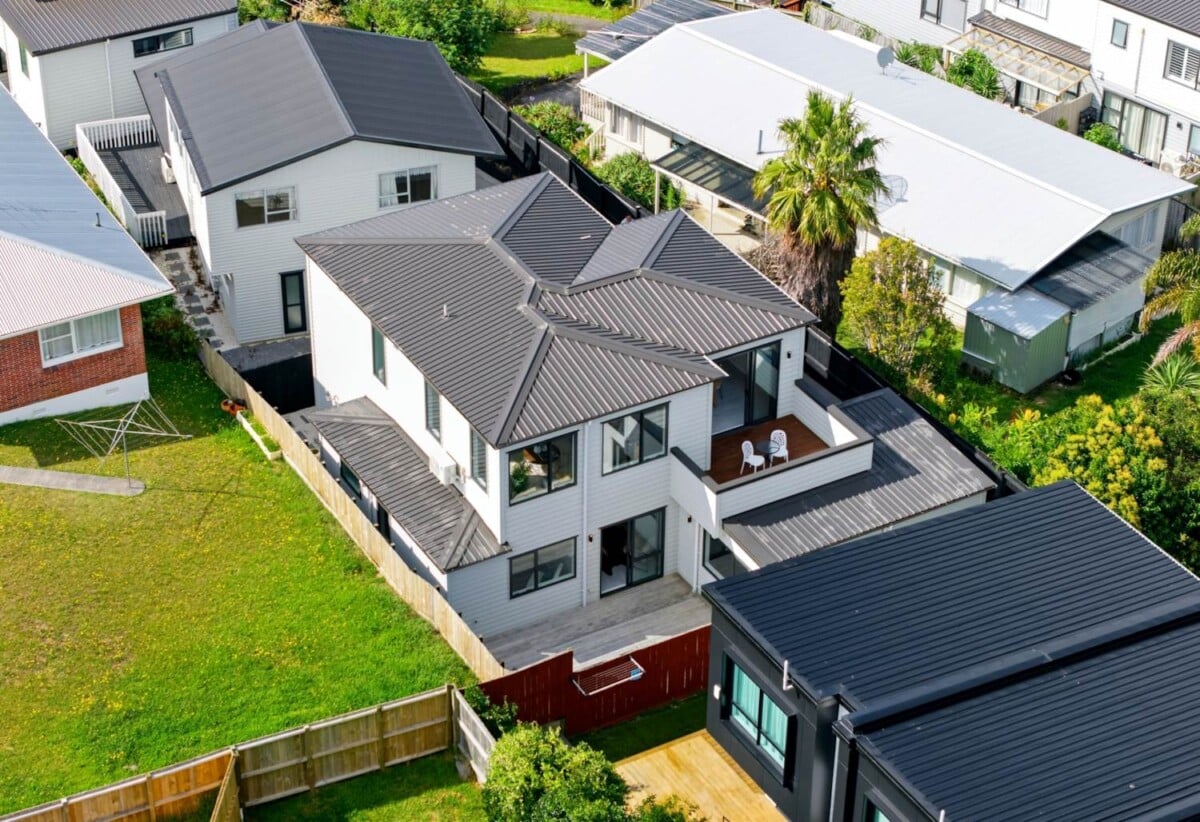 Double Westlake school zone, Brandnew standalone 4 beds 3.5 baths home with garage, walking distance of the Sunnynook Shopping Centre , 0.4 km to Sunnynook School, 68B Sunnynook Road, Forrest Hill, Auckland