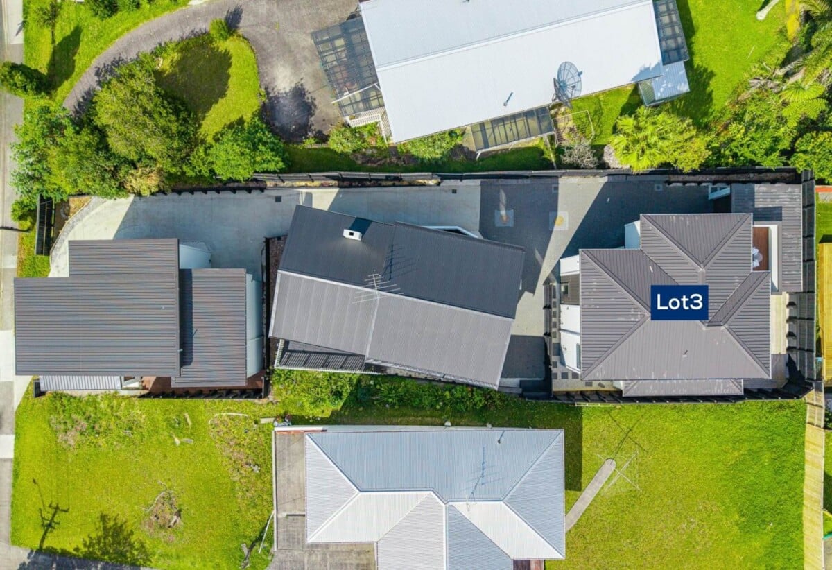 Double Westlake school zone, Brandnew standalone 4 beds 3.5 baths home with garage, walking distance of the Sunnynook Shopping Centre , 0.4 km to Sunnynook School, 68B Sunnynook Road, Forrest Hill, Auckland