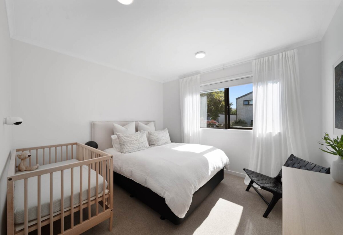 Waterfront Living | Motivated Vendor – Must Sell, 2 beds 2 baths 1 car park apartment, 0.3 km to Tamaki School, 1.5 km to Tamaki College, 101/1A Derna Road, Panmure, Auckland