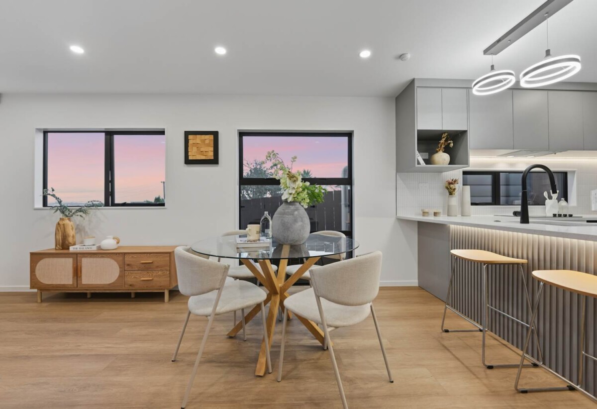 Brandnew freehold 3 beds 2.5 baths home with car park, 0.3 km to Sylvia Park School, Lot 3/2 Bean Place, Mt Wellington, Auckland
