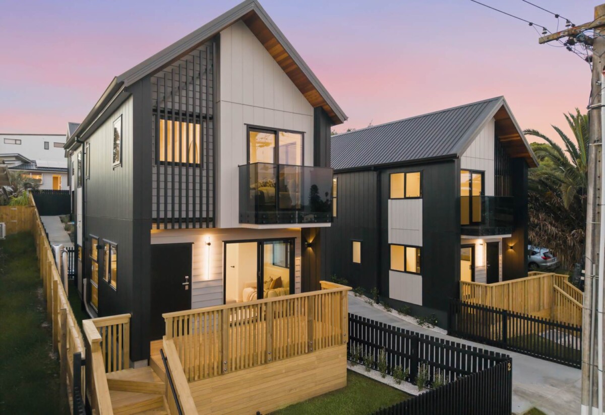 Brandnew freehold 2 bed or 3 beds home, walks to Sylvia Park Mall, 0.3 km to Sylvia Park School, 2 Bean Place, Mt Wellington, Auckland