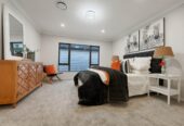 10-Year Master Build Guarantee, 3 LEGAL kitchens, 7 beds 5.5 baths house with 2 beds granny and double garage, 0.5 km to Te Uho o Te Nikau Primary School , 0.6 km to Ormiston Junior College, 0.7 km to Ormiston Senior College, 219B & 1/219B Murphys Road, Flat Bush, Auckland