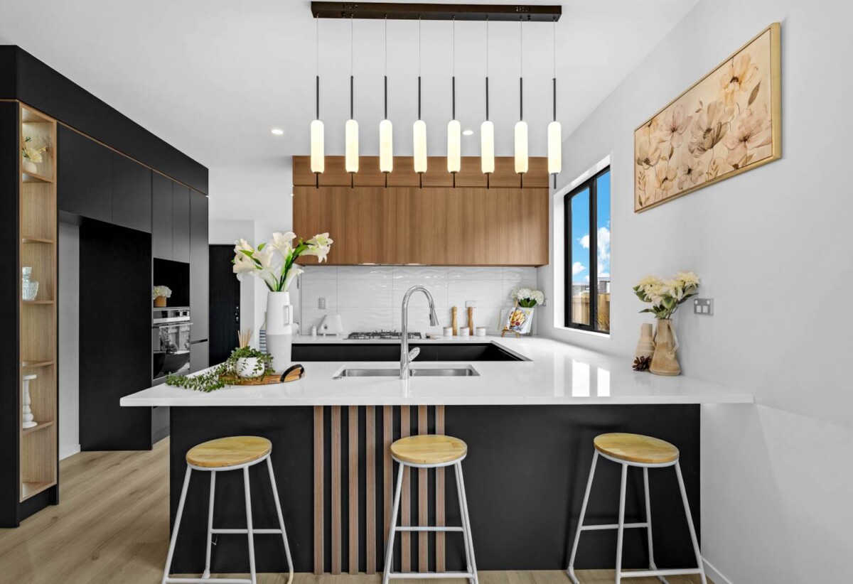 3 beds 2.5 baths home with Reserve Views on 141m2 section, 0.6 km to Cosgrove School, 1.4 km to Papakura High School, 1.8 km to Papakura Intermediate, 2 Roku Place, Papakura, Auckland