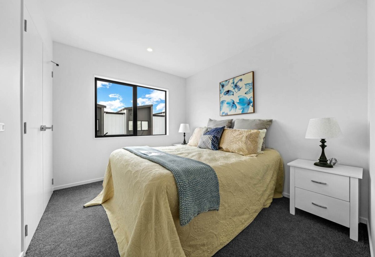 3 beds 2.5 baths home with Reserve Views on 141m2 section, 0.6 km to Cosgrove School, 1.4 km to Papakura High School, 1.8 km to Papakura Intermediate, 2 Roku Place, Papakura, Auckland