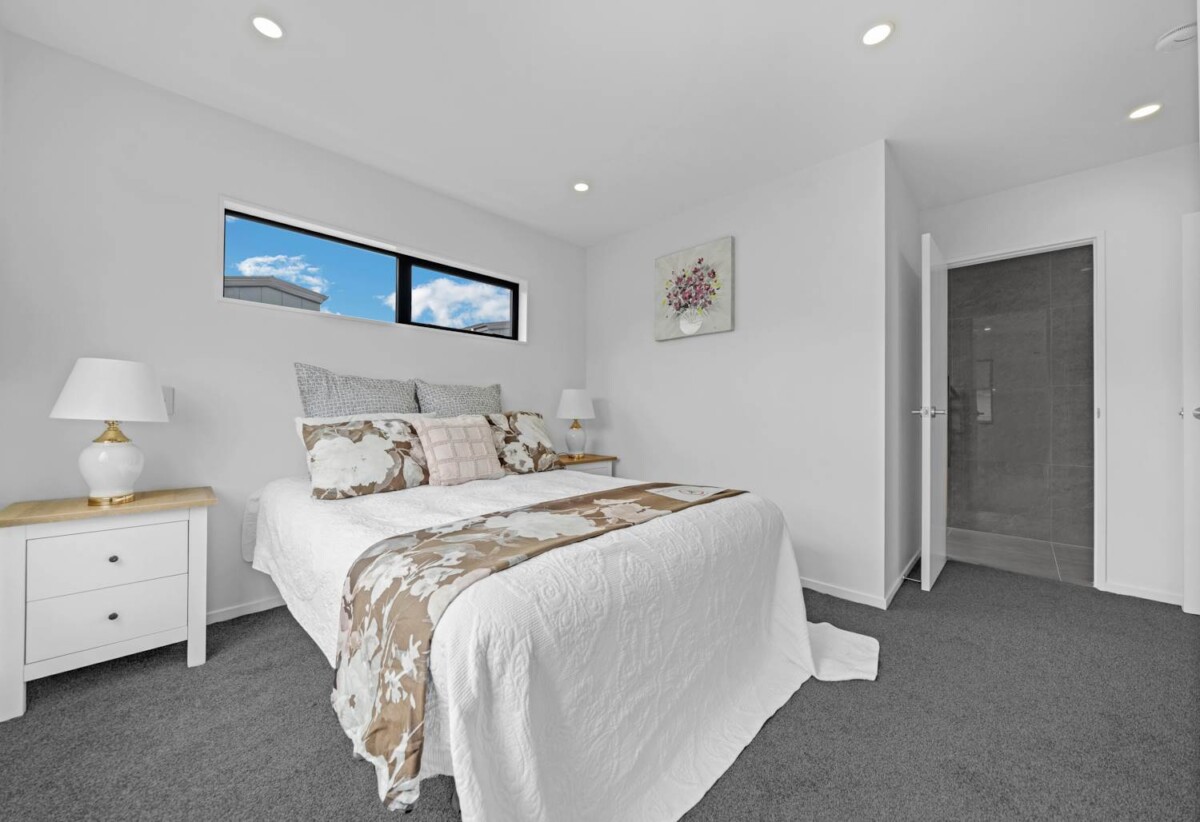 3 beds 2.5 baths home with Reserve Views on 141m2 section, 0.6 km to Cosgrove School, 1.4 km to Papakura High School, 1.8 km to Papakura Intermediate, 2 Roku Place, Papakura, Auckland