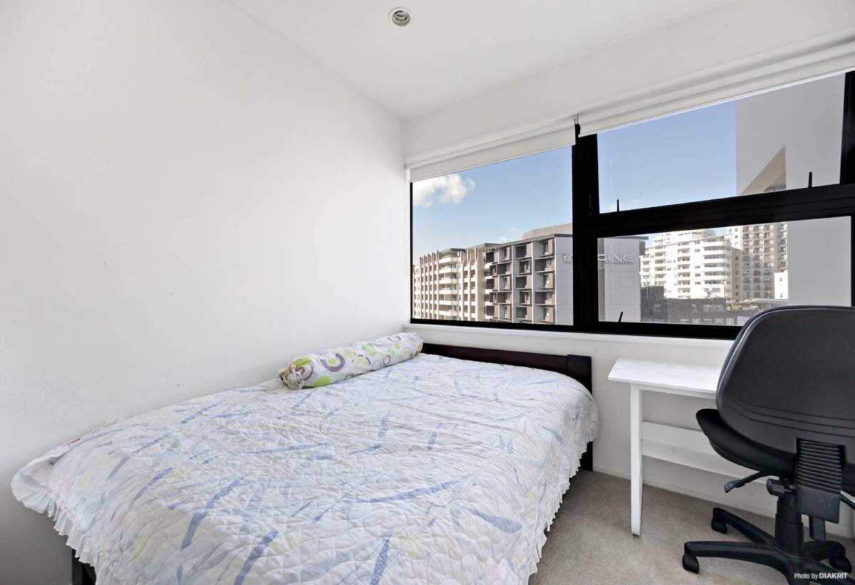 Auckland Girls’ Grammar School zone, 88m2 Leasehold 3 beds 2 baths 2 car parks apartment with Massive Seaview, 2.1 km to Auckland Girls’ Grammar School, 1308/18 Beach Road, City Centre, Auckland