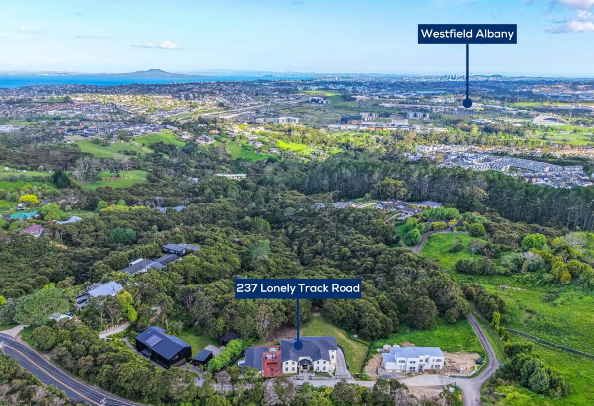 681m2 luxury 5 beds 6 baths house with 2 office and a indoor pool on 4015m2 section, 2.1 km to Albany Senior High School, 2.9 km to Albany School, 4.2 km to Albany Junior High School, 237 Lonely Track Road, Albany, Auckland