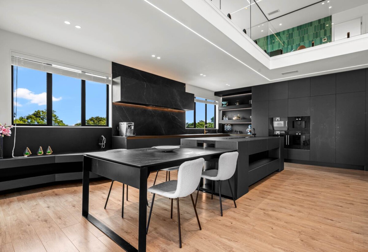 681m2 luxury 5 beds 6 baths house with 2 office and a indoor pool on 4015m2 section, 2.1 km to Albany Senior High School, 2.9 km to Albany School, 4.2 km to Albany Junior High School, 237 Lonely Track Road, Albany, Auckland