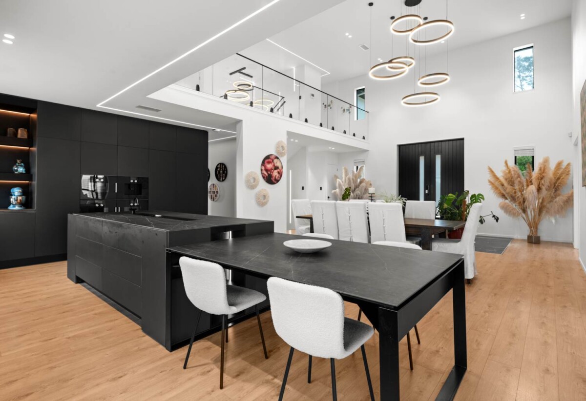 681m2 luxury 5 beds 6 baths house with 2 office and a indoor pool on 4015m2 section, 2.1 km to Albany Senior High School, 2.9 km to Albany School, 4.2 km to Albany Junior High School, 237 Lonely Track Road, Albany, Auckland