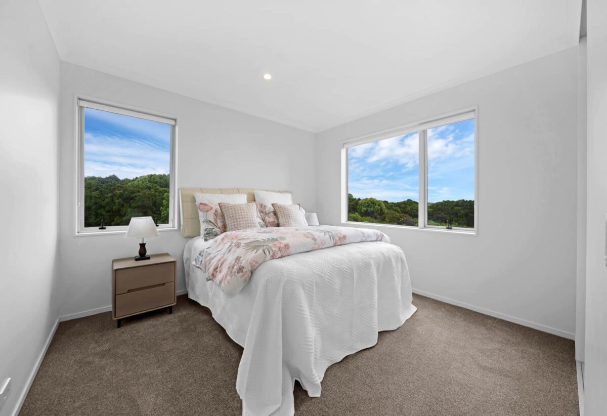4 beds 2.5 baths home with garage on 206m2 section, walks to Ormiston Town Centre, Pak’n Save and schools, 0.5 km to Ormiston Senior College, 0.7 km to Ormiston Junior College, 0.8 km to Ormiston Primary School, 23 Bonnette Road, Flat Bush, Auckland