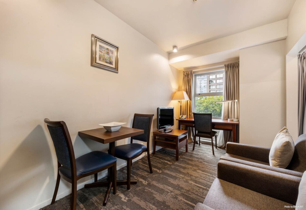 Auckland Girls’ Grammar School zone, 30m2 Freehold 1 bed 1 bath apartment, A well-managed hotel style apartment, Full furniture package is included, 209/188 Hobson Street, City Centre, Auckland
