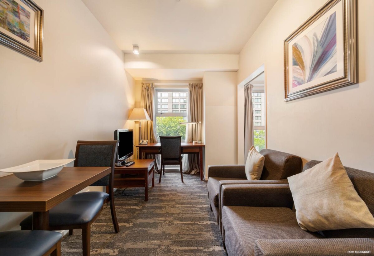 Auckland Girls’ Grammar School zone, 30m2 Freehold 1 bed 1 bath apartment, A well-managed hotel style apartment, Full furniture package is included, 209/188 Hobson Street, City Centre, Auckland