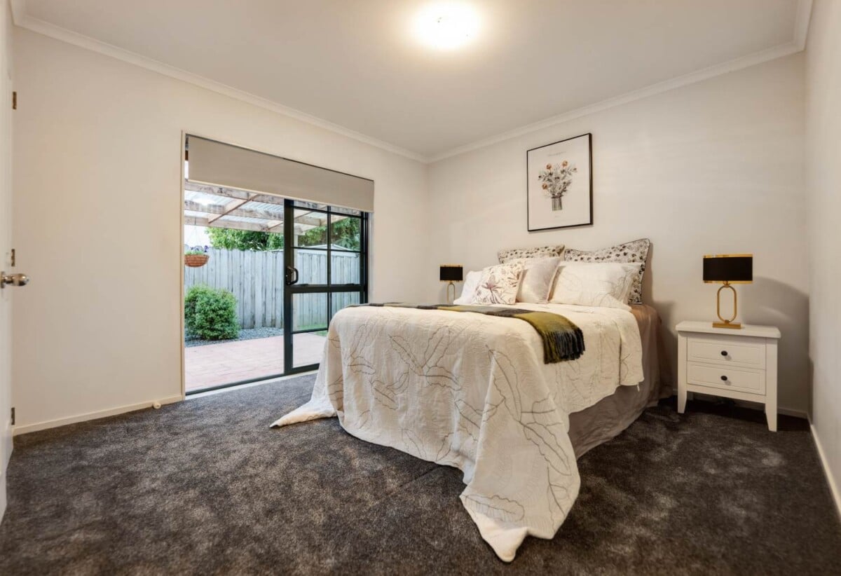Brick and tile 4 beds 2 baths house with double garage on 495m2 section, 0.9 km to Tangaroa College and Chapel Downs School, 1.5 km to Sancta Maria College, 42 Farmdale Court, Flat Bush, Auckland