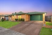 Brick and tile 4 beds 2 baths house with double garage on 495m2 section, 0.9 km to Tangaroa College and Chapel Downs School, 1.5 km to Sancta Maria College, 42 Farmdale Court, Flat Bush, Auckland