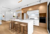 Move-in ready, 10-Year Builder Warranty, brandnew standalone 4 beds 2.5 baths home with garage, on 182m2 section, 0.3 km to Sunny Hills School, 0.9 km to Farm Cove Intermediate, 1.5 km to Pakuranga College, Lot 2, 1 Imatra Place, Sunnyhills, Auckland