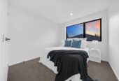 Move-in ready, 10-Year Builder Warranty, brandnew standalone 4 beds 2.5 baths home with garage, on 182m2 section, 0.3 km to Sunny Hills School, 0.9 km to Farm Cove Intermediate, 1.5 km to Pakuranga College, Lot 2, 1 Imatra Place, Sunnyhills, Auckland
