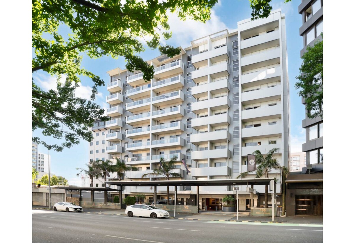 Auckland Girls’ Grammar School zone, 30m2 Freehold 1 bed 1 bath apartment, A well-managed hotel style apartment, Full furniture package is included, 209/188 Hobson Street, City Centre, Auckland