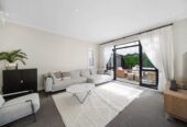 VENDORS PURCHASED ELSEWHERE – MUST BE SOLD, 4 beds 2.5 baths house with double garage on 320m2 section, close to shops, schools, reserves, 0.8 km to Hingaia Peninsula School, 1 km to Rosehill Intermediate, 1.1 km to Rosehill College, 24 Trecarne Street, Karaka, Auckland