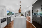 Renovated 4 beds 2 baths house on 630m2 section, close to Pakuranga Golf Course, schools, shopping centres, 0.8 km to Botany Downs School, 2 km to Somerville Intermediate School, 2.3 km to Howick College, 109 Millhouse Drive, Northpark, Auckland