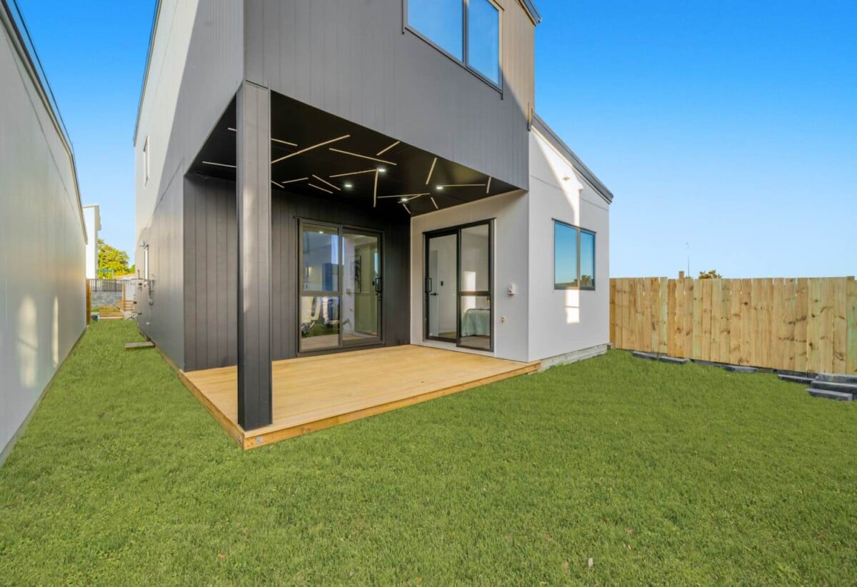 Opaheke School Zone, brandnew 4 beds house, Minutes to local parks, shops, 4 Farranfore Road, Papakura, Auckland