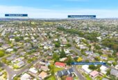 Standalone 4 beds 3.5 baths home with double garage, close to Meadowbank Shopping Centre, local parks, schools, beach, 0.8 km to Selwyn College, 7B Cruickshank Crescent, Meadowbank, Auckland
