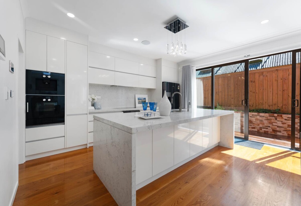 Double Grammar school zone, Brick and tile 5 beds 5.5 baths house with double garage on 412m2 section, 0.4 km to Auckland Normal Intermediate, 1 km to Epsom Girls’ Grammar School, 1.6 km to Auckland Grammar, 104B Ranfurly Road, Epsom, Auckland