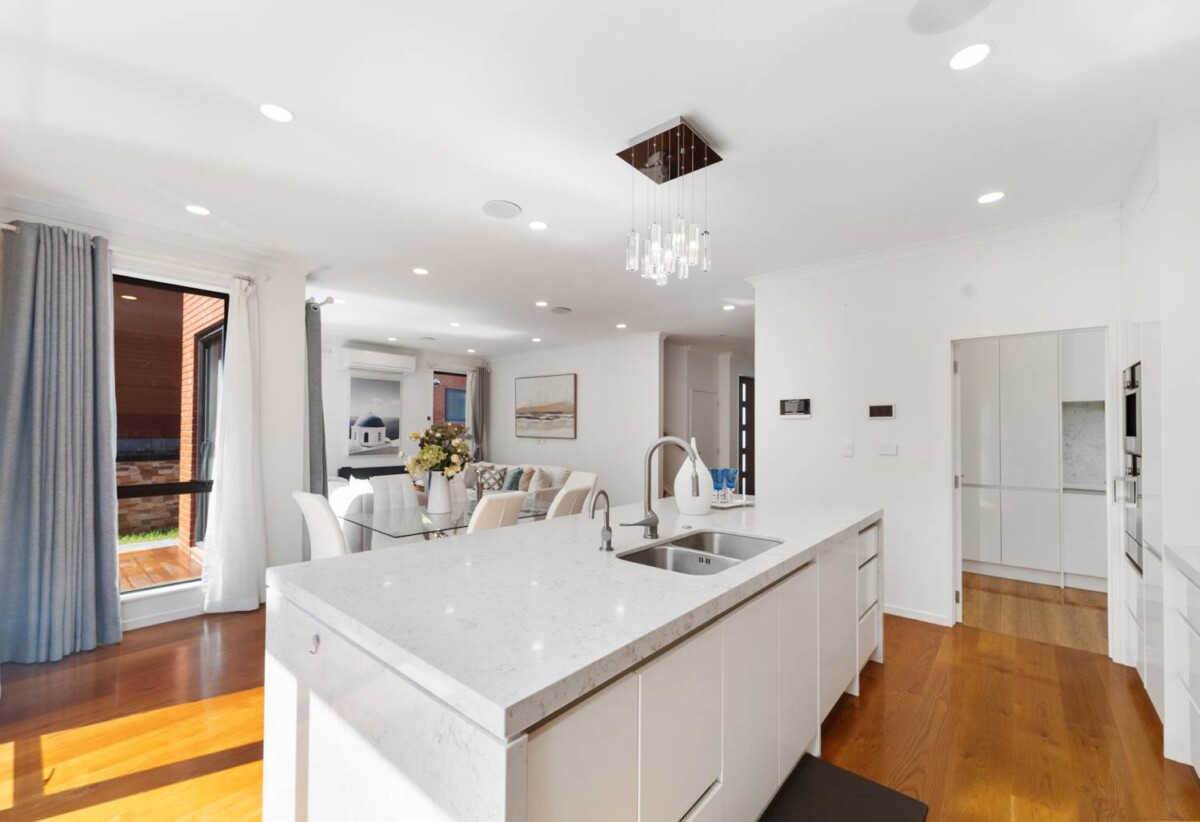 Double Grammar school zone, Brick and tile 5 beds 5.5 baths house with double garage on 412m2 section, 0.4 km to Auckland Normal Intermediate, 1 km to Epsom Girls’ Grammar School, 1.6 km to Auckland Grammar, 104B Ranfurly Road, Epsom, Auckland