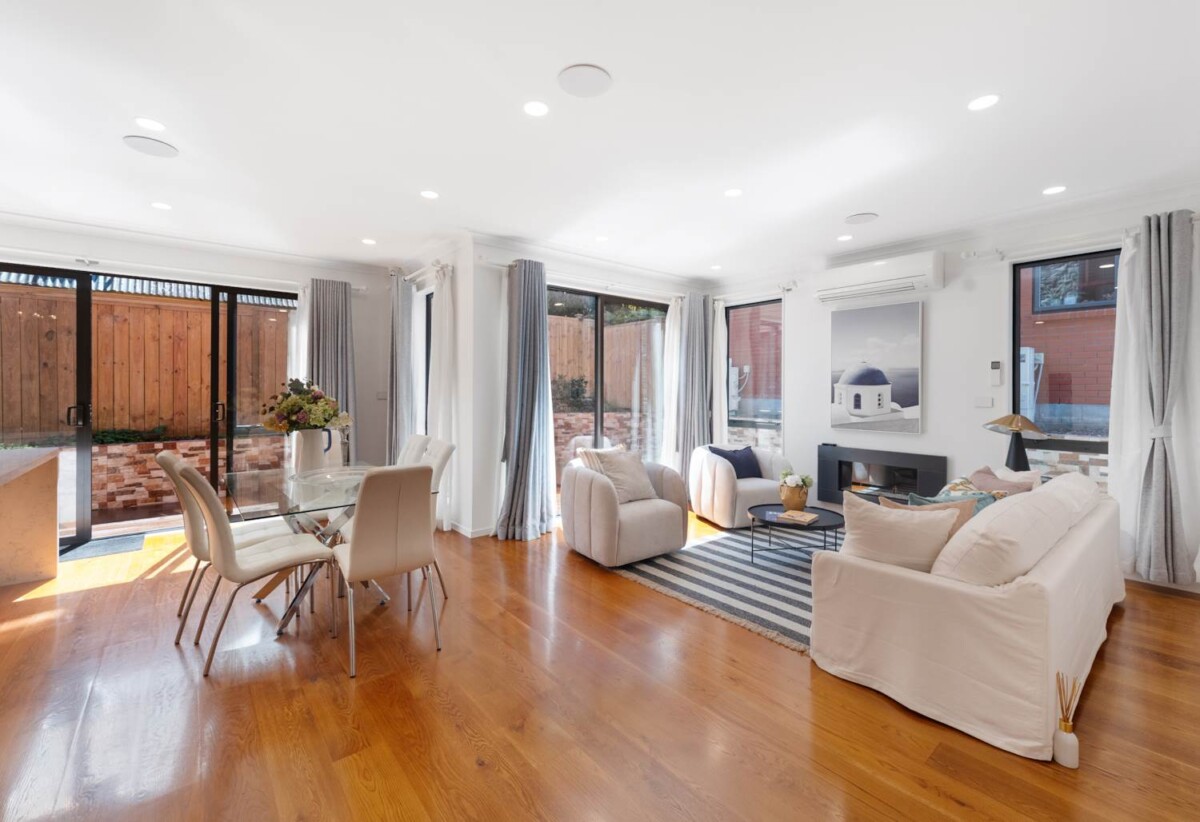 Double Grammar school zone, Brick and tile 5 beds 5.5 baths house with double garage on 412m2 section, 0.4 km to Auckland Normal Intermediate, 1 km to Epsom Girls’ Grammar School, 1.6 km to Auckland Grammar, 104B Ranfurly Road, Epsom, Auckland