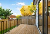 Brandnew standalone 4 beds 3.5 baths home with garage on 213m2 section, close to the train station, New Lynn shopping mall, 0.6 km to Arahoe School, 1.2 km to Green Bay High School, 1.5 km to Glen Eden Intermediate, 141D Seabrook Avenue, New Lynn, Auckland