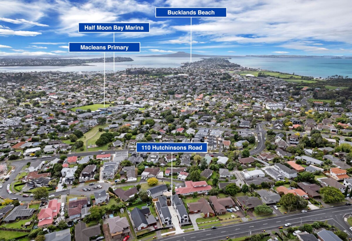 10 Year Master Build Guarantee, Brandnew standalone 3 beds 2.5 baths home with garage, 0.4 km to Macleans Primary School, 0.9 km to Howick Intermediate, 1.4 km to Pakuranga College, Lot 1/110 Hutchinsons Road, Bucklands Beach, Auckland